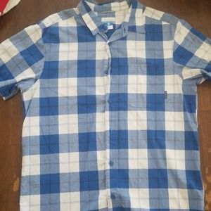 Columbia Button Down Casual Shirt
